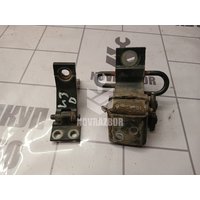 Петля двери Audi 80  90  B3  86-91