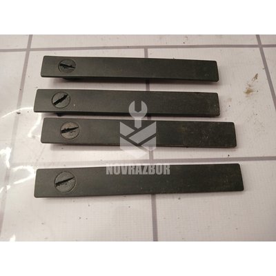 Заглушка Ford Focus 2 08-11 Заглушка Ford Focus 2 08-11