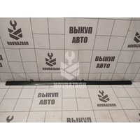 Молдинг передней левой двери Ford Focus 2 05-08