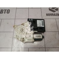 Моторчик стеклоочистителя передний Ford Focus 2 05-08