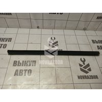 Накладка стекла заднего левого Ford Focus 2 05-08