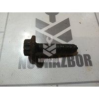 Болт Skoda Yeti 2009-2018