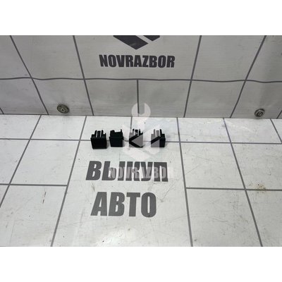 Заглушка Skoda Yeti 2009-2018