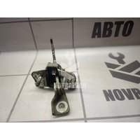 Ограничитель двери Renault Logan 2 14-18