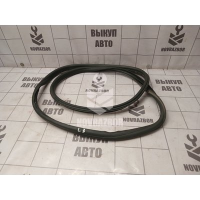 Уплотнитель Skoda Yeti 2009-2018 Уплотнитель Skoda Yeti 2009-2018