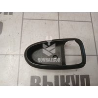 Накладка ручки внутренней Hyundai Elantra 3 00-05