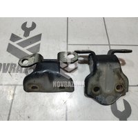 Петля двери Hyundai Elantra 3  00-05