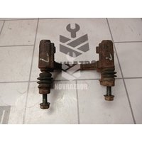 Скоба суппорта заднего Hyundai Elantra 3  00-05