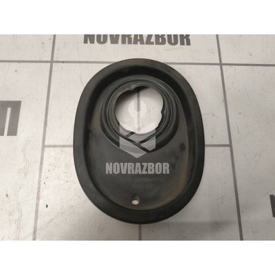 Уплотнитель Skoda Yeti 2009-2018 Уплотнитель Skoda Yeti 2009-2018