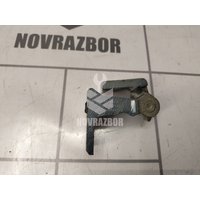 Петля двери Skoda Yeti 2009-2018