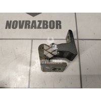 Петля двери Skoda Yeti 2009-2018