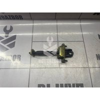 Ограничитель двери Ford Fiesta 2001-2007