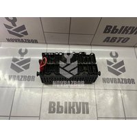 Блок предохранителей VW Passat  B3  1988-1993