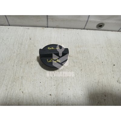 Крышка маслозаливной горловины Ford Focus 2 05-08 Крышка маслозаливной горловины Ford Focus 2 05-08