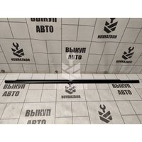 Накладка стекла переднего правого Fiat Stilo 02-07