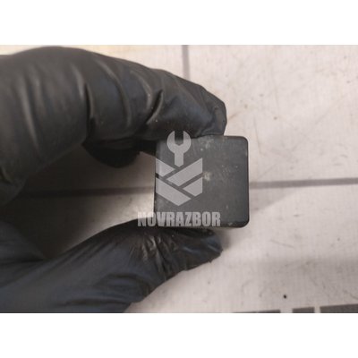 Реле VW Golf 2 Jetta 2 83-92 Реле VW Golf 2 Jetta 2 83-92