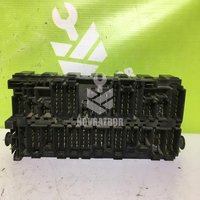 Блок предохранителей VW Passat  B3  1988-1993