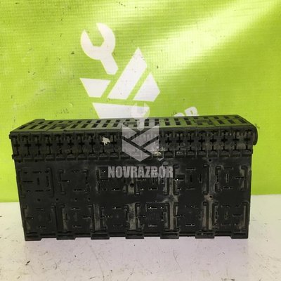 Блок предохранителей Seat Cordoba 1996-1999 Блок предохранителей Seat Cordoba 1996-1999