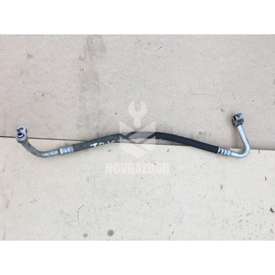 Трубка кондиционера Audi A3 8L1 1996-2003 Трубка кондиционера Audi A3 8L1 1996-2003