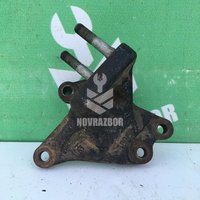 Кронштейн двигателя правый Kia Ceed 07- 12