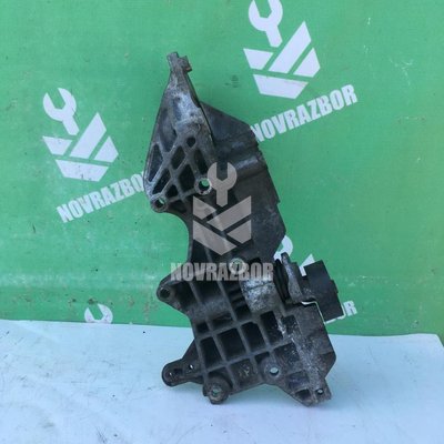 Кронштейн генератора VW Tiguan 2007-2011