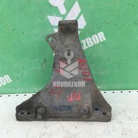 Кронштейн двигателя правый Audi A6 C5 97-04