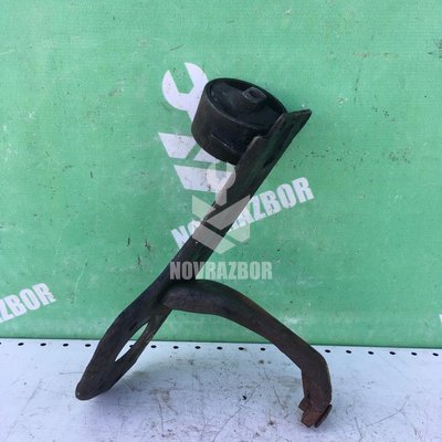 Кронштейн ТНВД Audi 80 B2 80-86