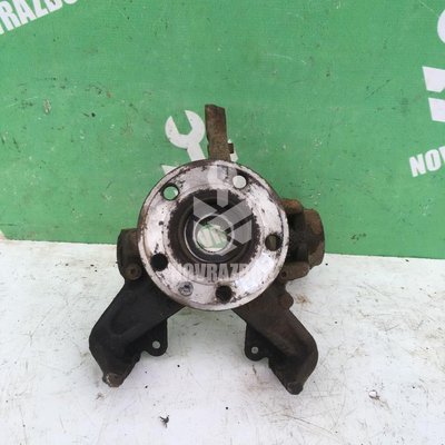 Кулак поворотный передний правый VW Polo 2001-2009