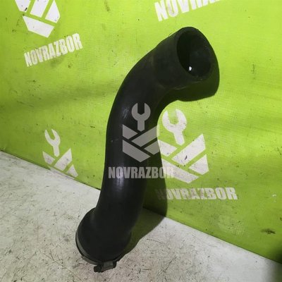 Патрубок интеркулера Audi A6 C5  97-04