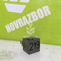 Реле Audi 80  90  B3  86-91