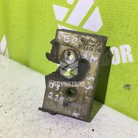 Замок двери задней правой Audi 80 90 B3 86-91