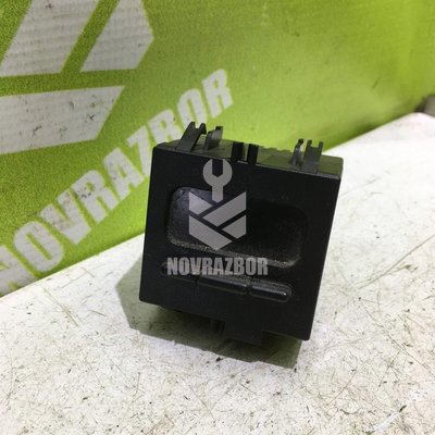 Часы Renault Clio 2 Symbol 1998-2008 Часы Renault Clio 2 Symbol 1998-2008