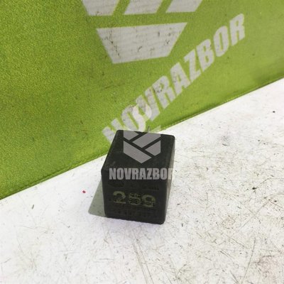 Реле Audi 100 200 (44) 83-91 Реле Audi 100 200 (44) 83-91