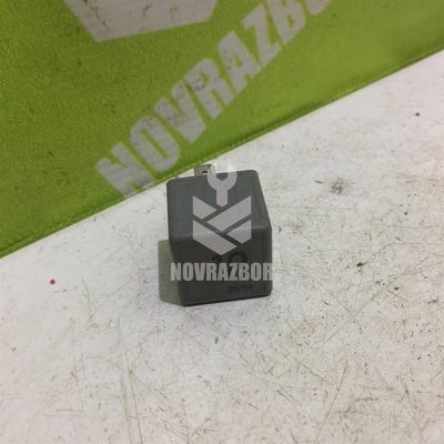 Реле VW Passat B5+ 00-05 Реле VW Passat B5+ 00-05