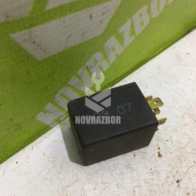 Реле VW Passat B5+ 00-05