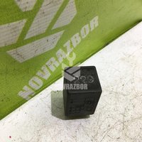 Реле Audi 80  90  B3  86-91