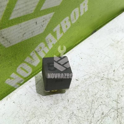 Реле VW Passat B5+ 00-05 Реле VW Passat B5+ 00-05