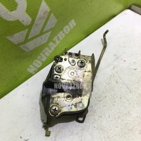 Замок двери передней левой Toyota Corolla E10 1992-1997