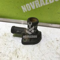 Фланец / тройник VW Passat  B3  1988-1993