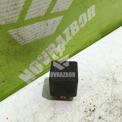 Реле VW Passat B5+ 00-05 Реле VW Passat B5+ 00-05