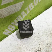 Реле VW Passat  B3  1988-1993