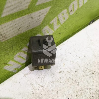 Реле VW Passat B5+ 00-05 Реле VW Passat B5+ 00-05