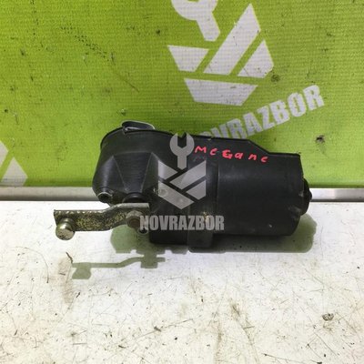 Моторчик стеклоочистителя передний Renault Megane 99-02