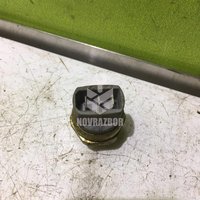 Датчик включения вентилятора VW Golf 2 Jetta 2 83-92