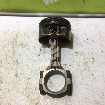 Поршень с шатуном Subaru Forester S10 2000-2002 Поршень с шатуном Subaru Forester S10 2000-2002