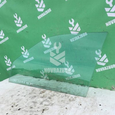 Стекло двери передней левой VW Passat B4 94-96