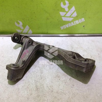 Кронштейн переднего рычага VW Caddy 3 2004-2015 Кронштейн переднего рычага VW Caddy 3 2004-2015