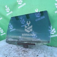 Стекло двери задней левой VW Passat B4 94-96